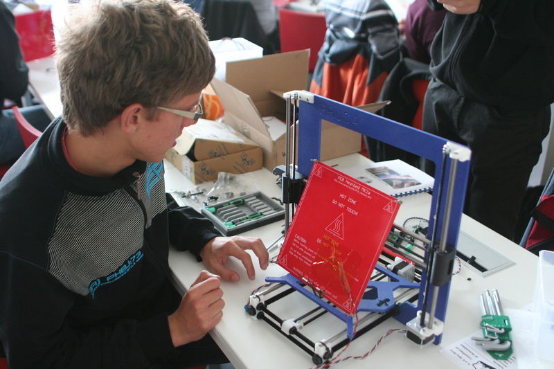 Stavba 3D tiskáren na LinuxDays