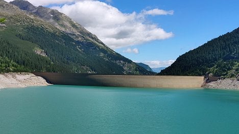 Schlegeis, Zillertal, Rakousko. (Xiaomi Mi 8)