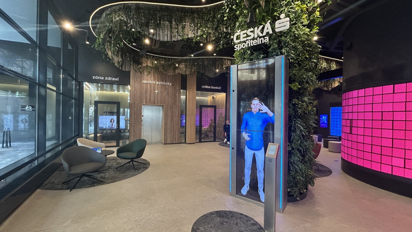 Pobočka Future Lab České spořitelny, Na Perštýně 342/1, Praha 1. (04. 11. 2025)