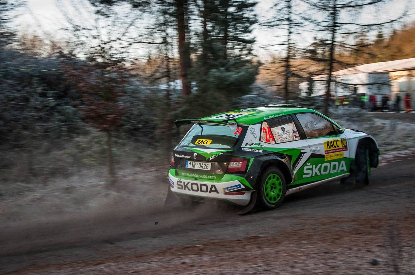 2019-12-skoda-fabia-r5-10-of-21.jpg