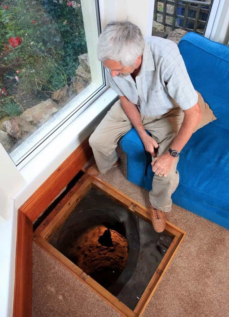 2016-09-starc3a1-studna-v-obc3bdvc3a1ku-viktoric3a1nskc3a9ho-dom