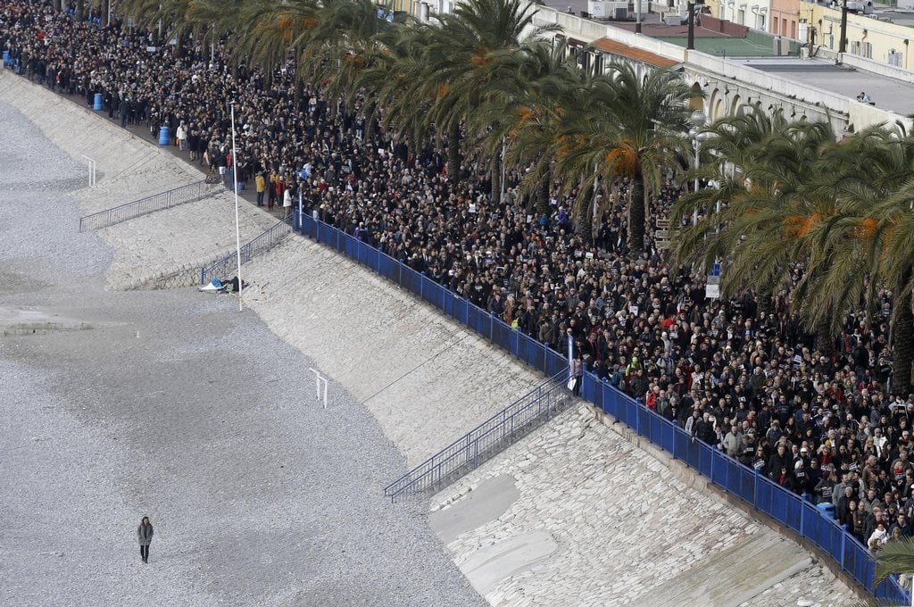 2014-02-statisc3adce-francouzc5af-uctily-pamc3a1tku-obc49btc3ad-