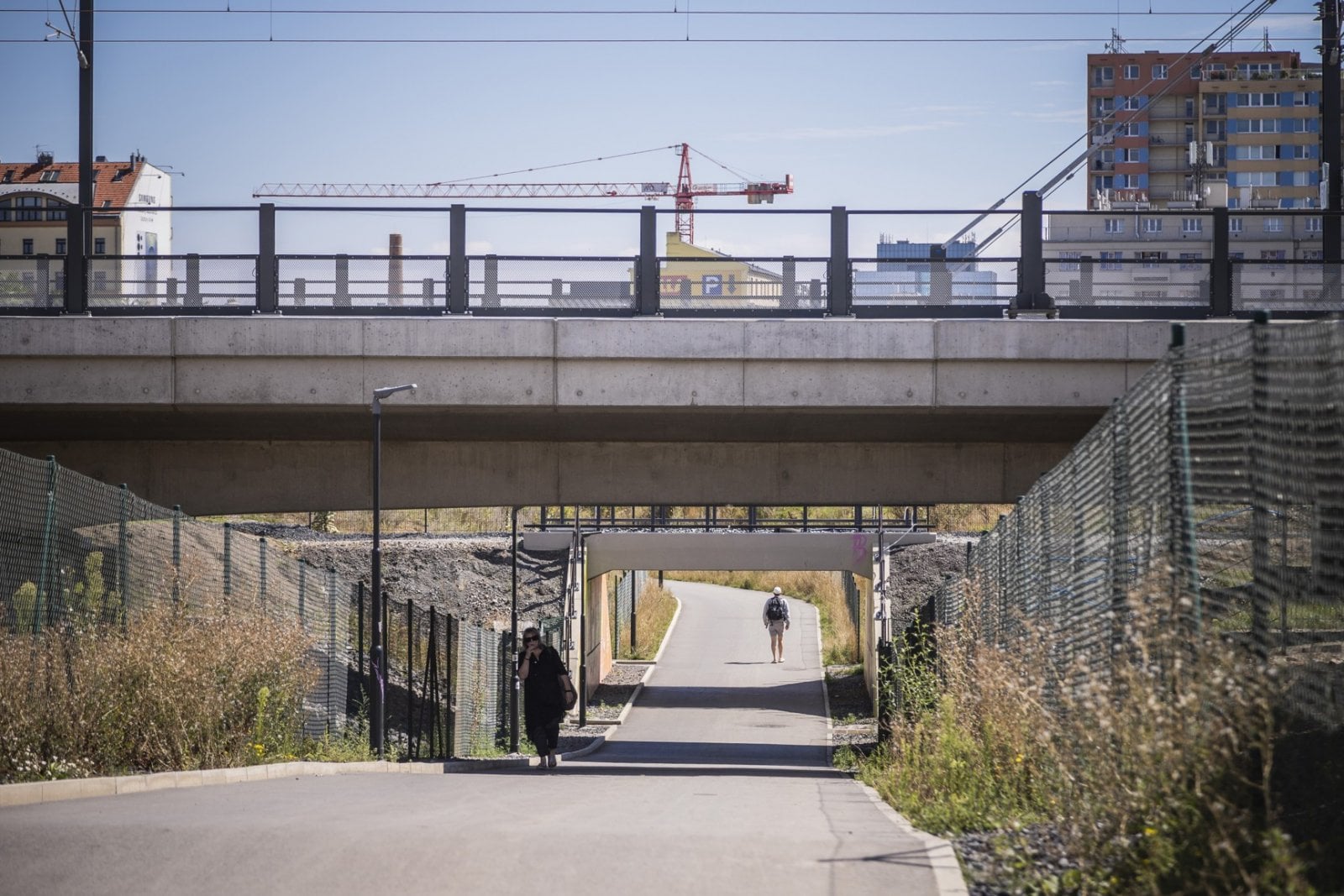 Stezka pro pěší a cyklisty nese jméno sira Nicholase Wintona