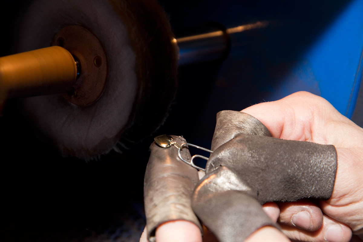 Atelier šperku Petra Horatschkeho najdete v Praze 2.