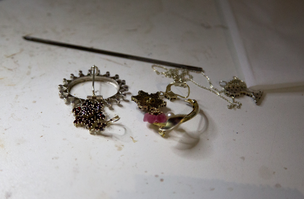 Atelier šperku Petra Horatschkeho najdete v Praze 2.