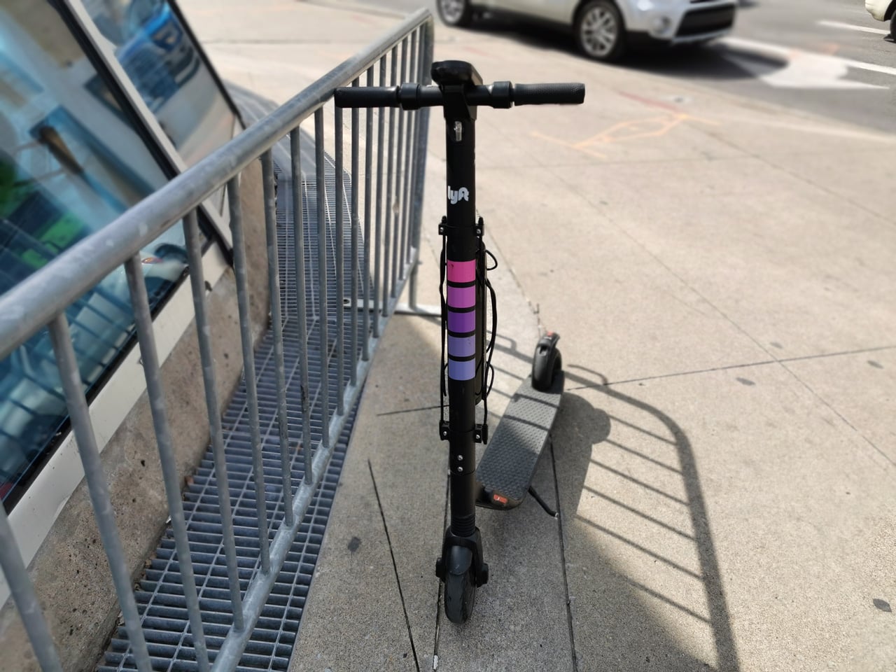 „Boom“ se sdílenými elektrickými koloběžkami v USA