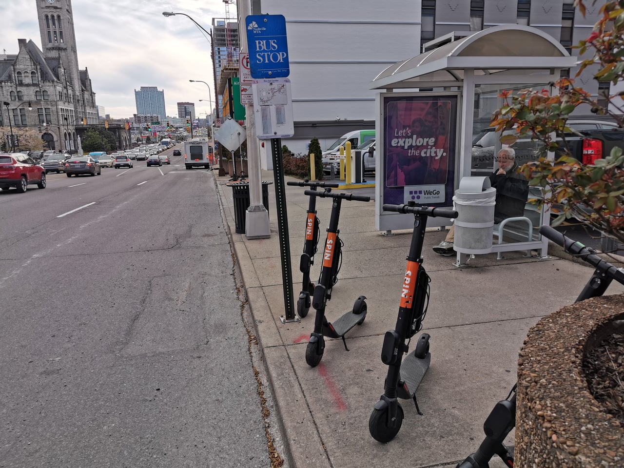 „Boom“ se sdílenými elektrickými koloběžkami v USA
