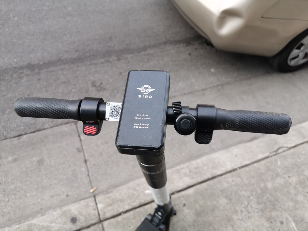 „Boom“ se sdílenými elektrickými koloběžkami v USA