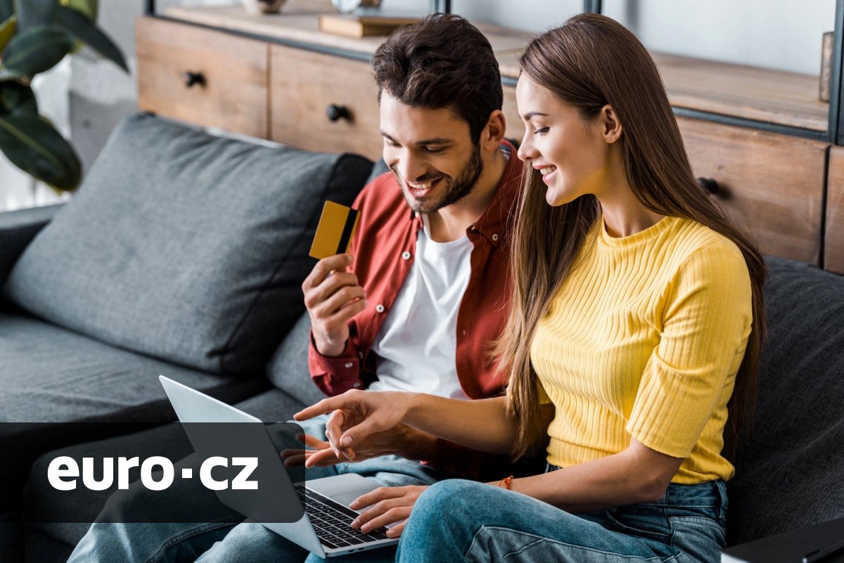 České e-shopy letos vyhlížejí další růst. Jeho míru může negativně ovlivnit nekalá zahraniční konkurence i dražší přeprava