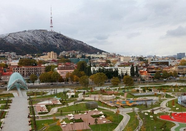 2010-05-tbilisi-5.jpg