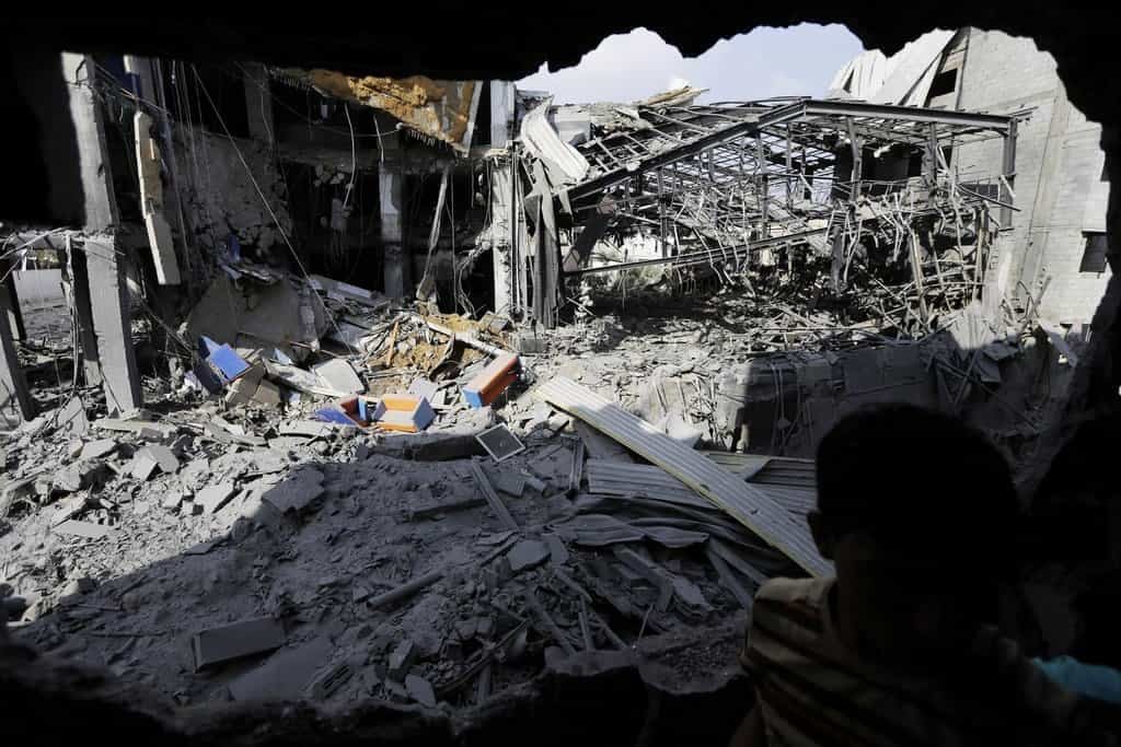 2009-10-c3batoky-v-gaze-si-vyc5bec3a1daly-stovky-mrtvc3bdch-2.jp