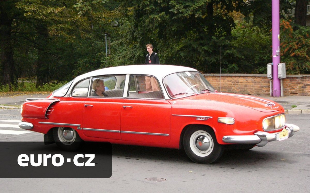 Retro kvíz: Poznáte, jakými automobily jsme jezdili za dob socialismu?