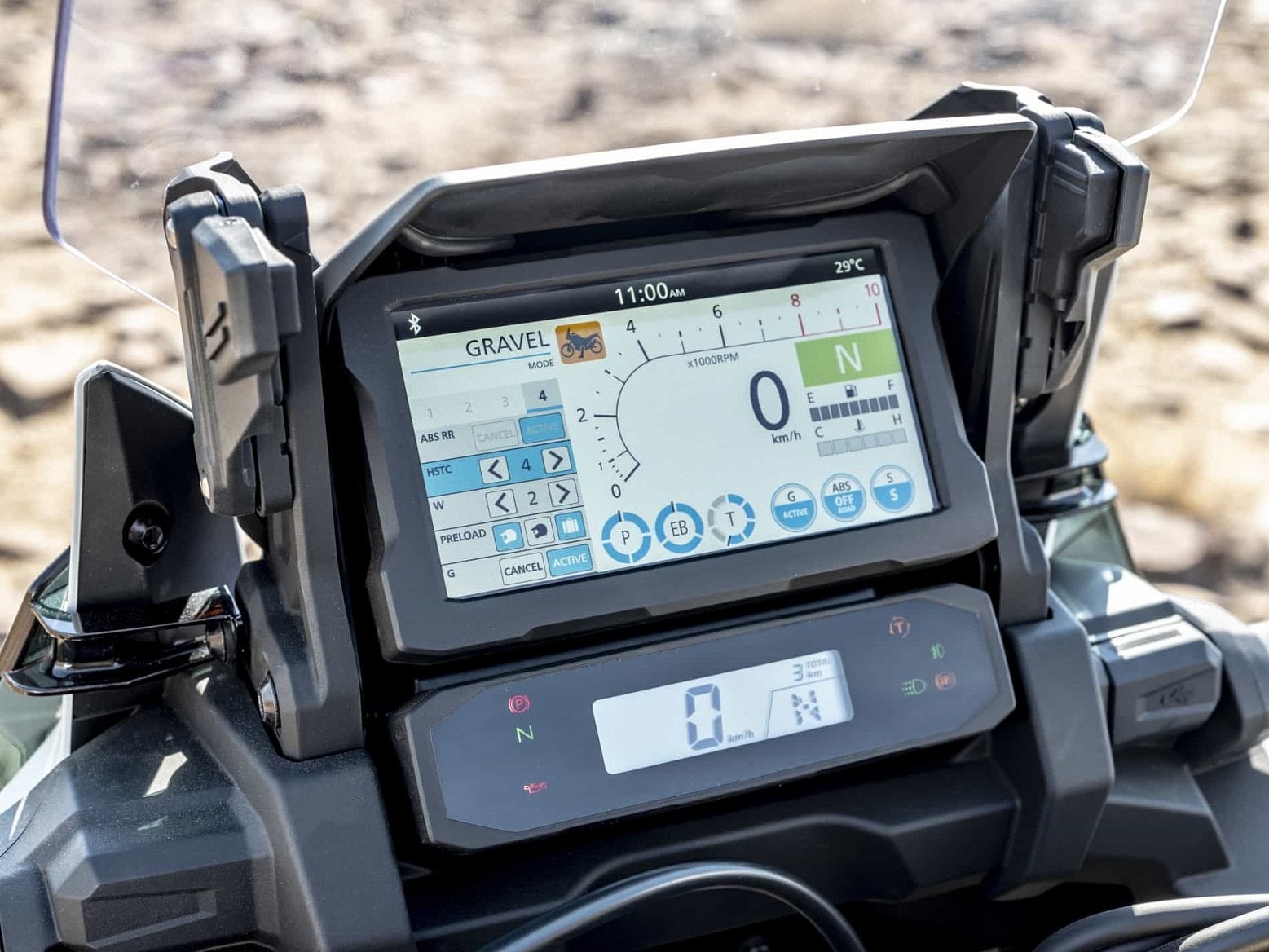 2019-09-189526_20YM_Africa_Twin_Adventure_Sports_Meter.jpg