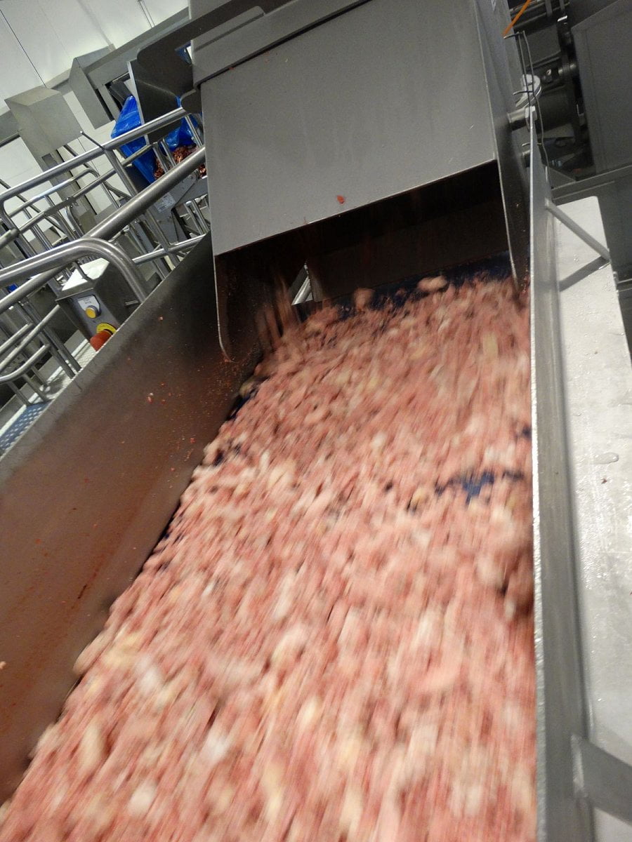 Výroba burgerů McDonald's
