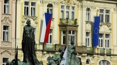 Náhledový obrázek - Schodek státního rozpočtu meziměsíčně i meziročně poklesl