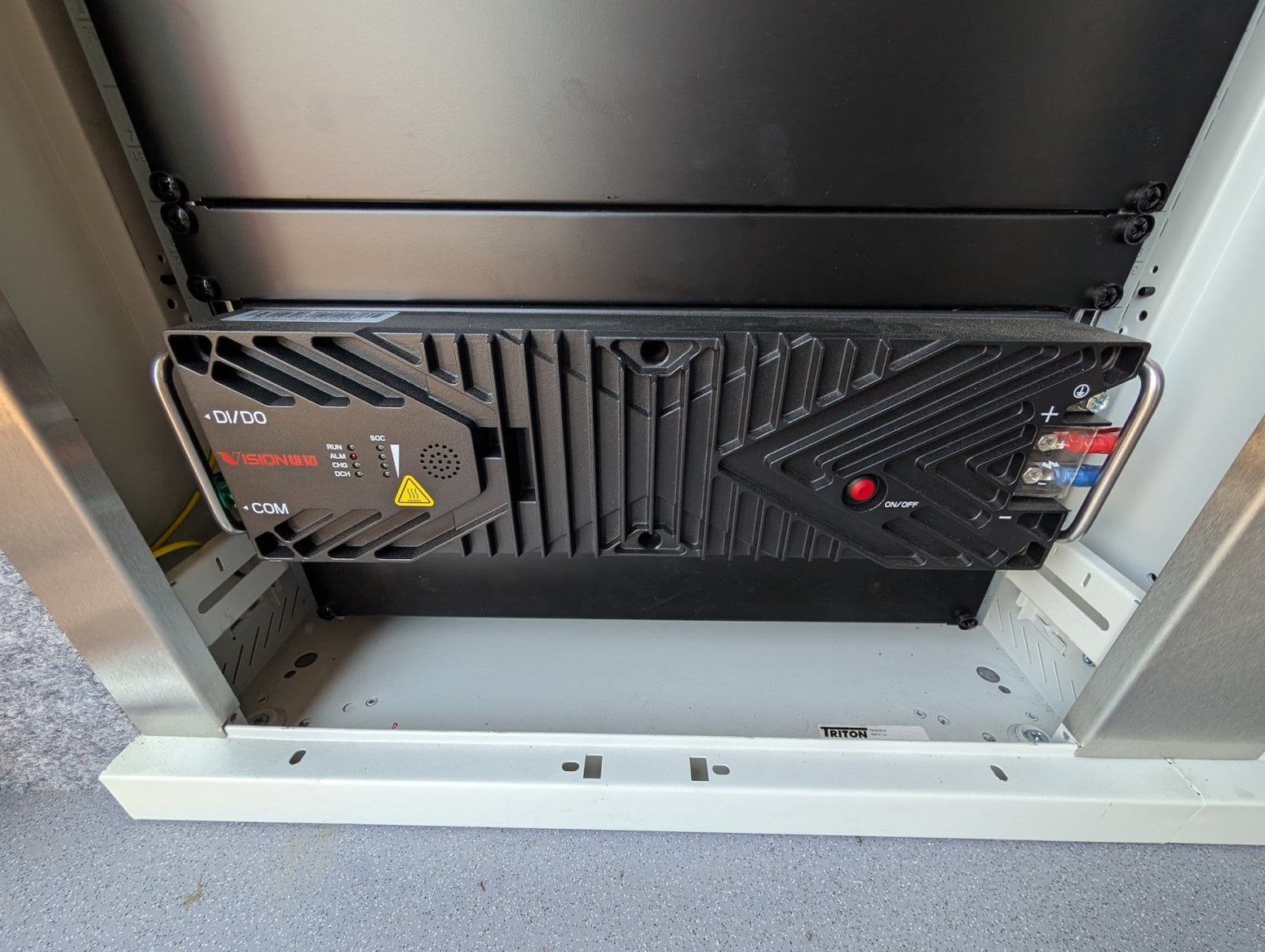 Mobilní 5G vysílač CETIN a O2 v dodávce Mercedes-Benz