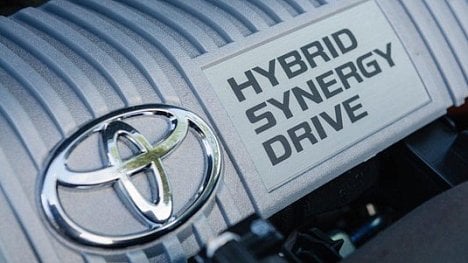 Náhledový obrázek - Prodej hybridů letos stoupl o třetinu na 1473 vozů. Nejoblíbenější je Toyota