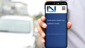 Náhledový obrázek - Váš elektromobil zbytečně blokuje nabíjecí stanici, můžete ho přeparkovat? V Česku vzniká aplikace pro kontaktování řidičů přes SPZ