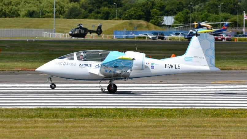 2011-01-airbus-vyvc3adjc3ad-elektrickc3bd-letoun-6.jpg