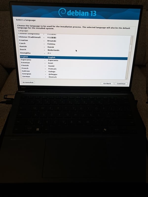 Debian na Zenbook Duo