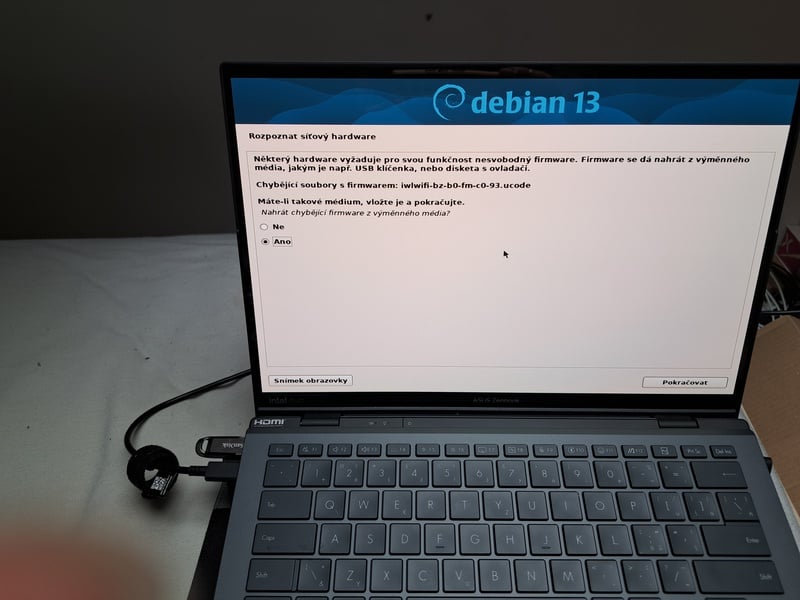 Debian na Zenbook Duo