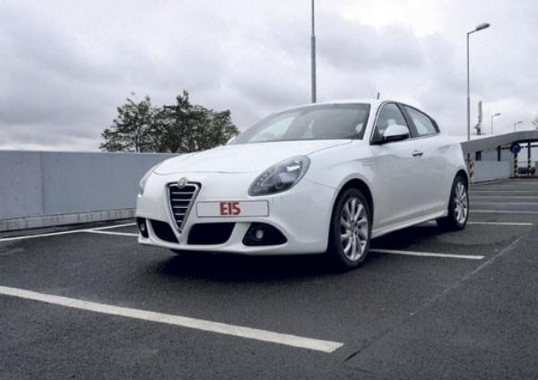 2011-08-alfa-romeo-giulietta-1-4t-multiair-novc3a1-giulietta-je-