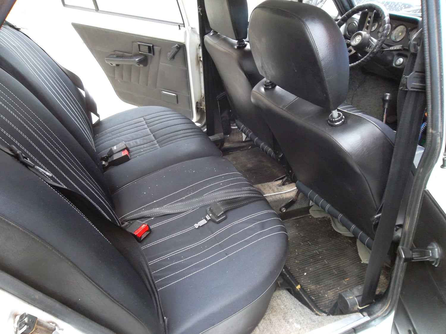 Škoda 125 v dobových barvách