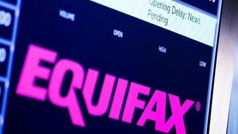 Náhledový obrázek - Šéf Equifaxu kvůli rozsáhlému úniků údajů končí ve funkci