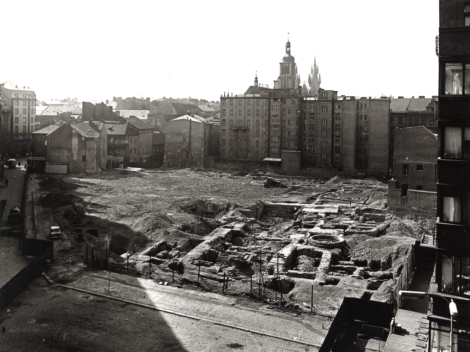 Jak šel čas s obchodním domem Kotva