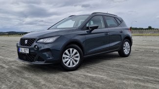 Náhledový obrázek - Test Seat Arona 1.0 TSI (70 kW): Stará škola, která vykouzlí úsměv na tváři