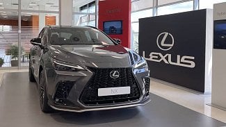 Náhledový obrázek - Lexus přichází do Česka s novou generací SUV NX. Slibuje konečně lepší infotainment, ale nejen to