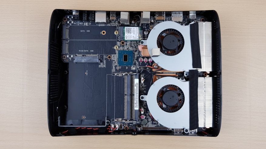 Fotografie produkčního modelu Alfawise B1