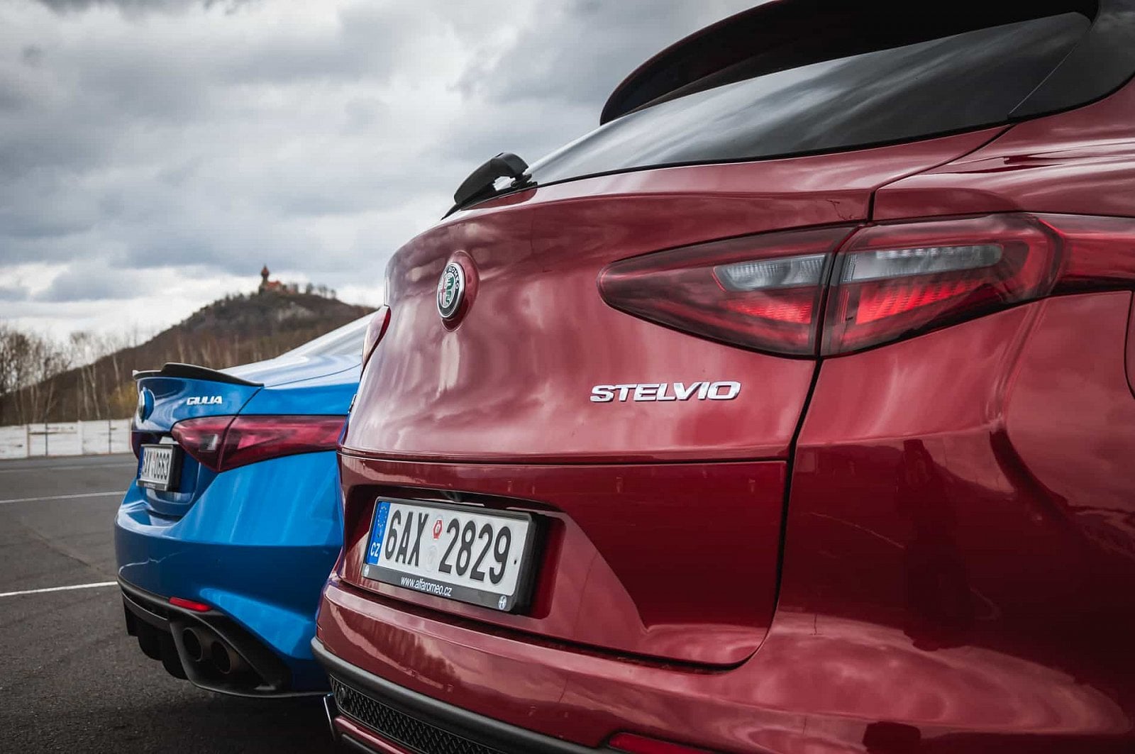 2019-03-giulia-qv-vs-stelvio-qv-8.jpg