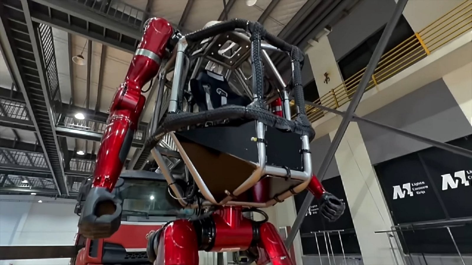 Nový mecharobot Unitree GD01
