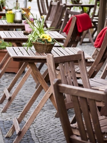 Předzahrádky restaurací u nás i ve světě