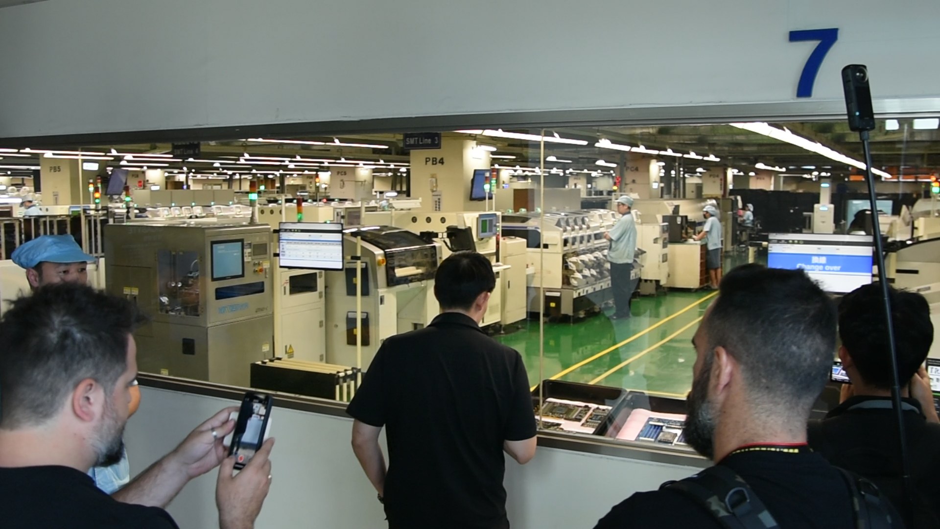 Exkurze v továrně Gigabyte na základní desky a grafické karty