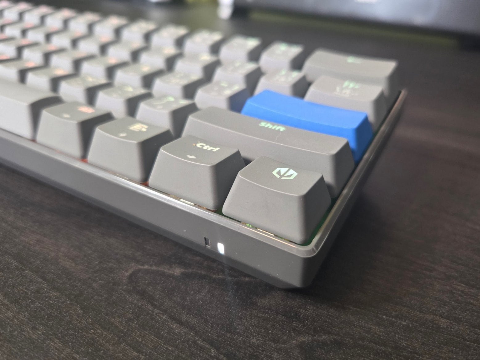 herní klávesnice Endorfy Thock V2 Compact Wireless
