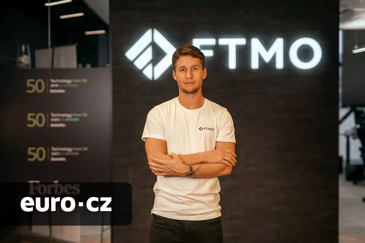 Česká platforma pro tradery FTMO přitahuje stále více klientů. Za letošní první čtvrtletí jim vyplatila 620 milionů korun