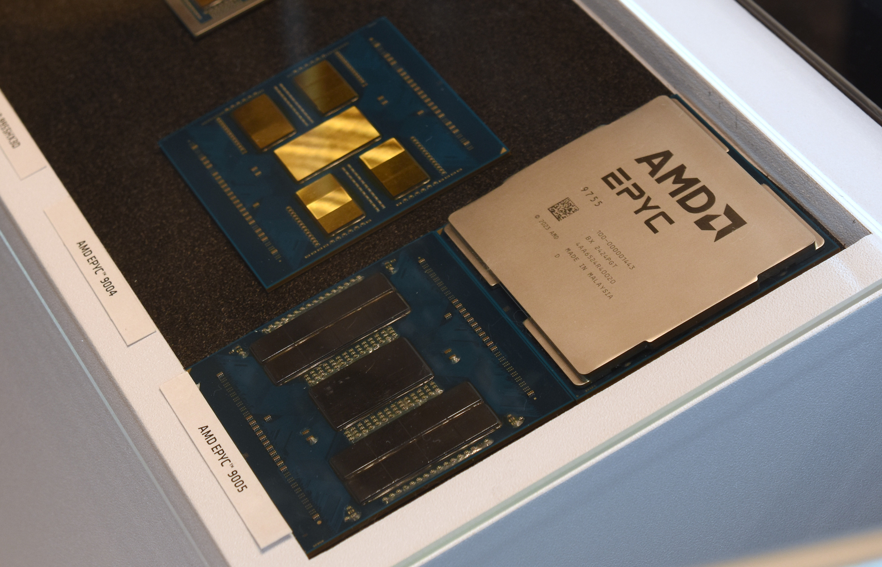 Výstava procesorů AMD na Computexu 2025