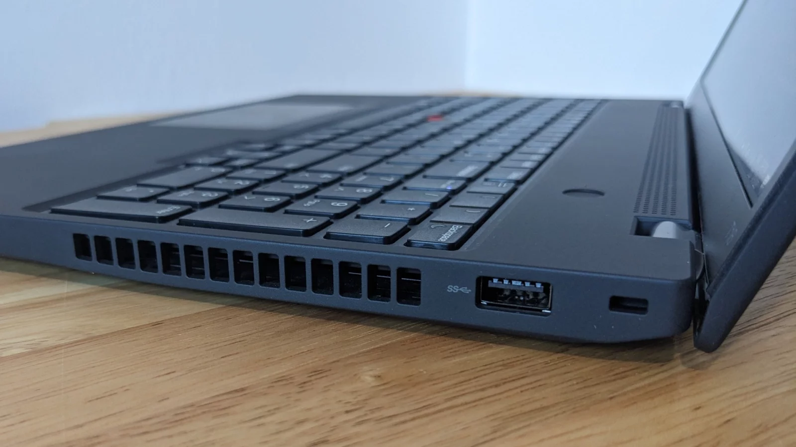 Lenovo Thinkpad T16 Gen2