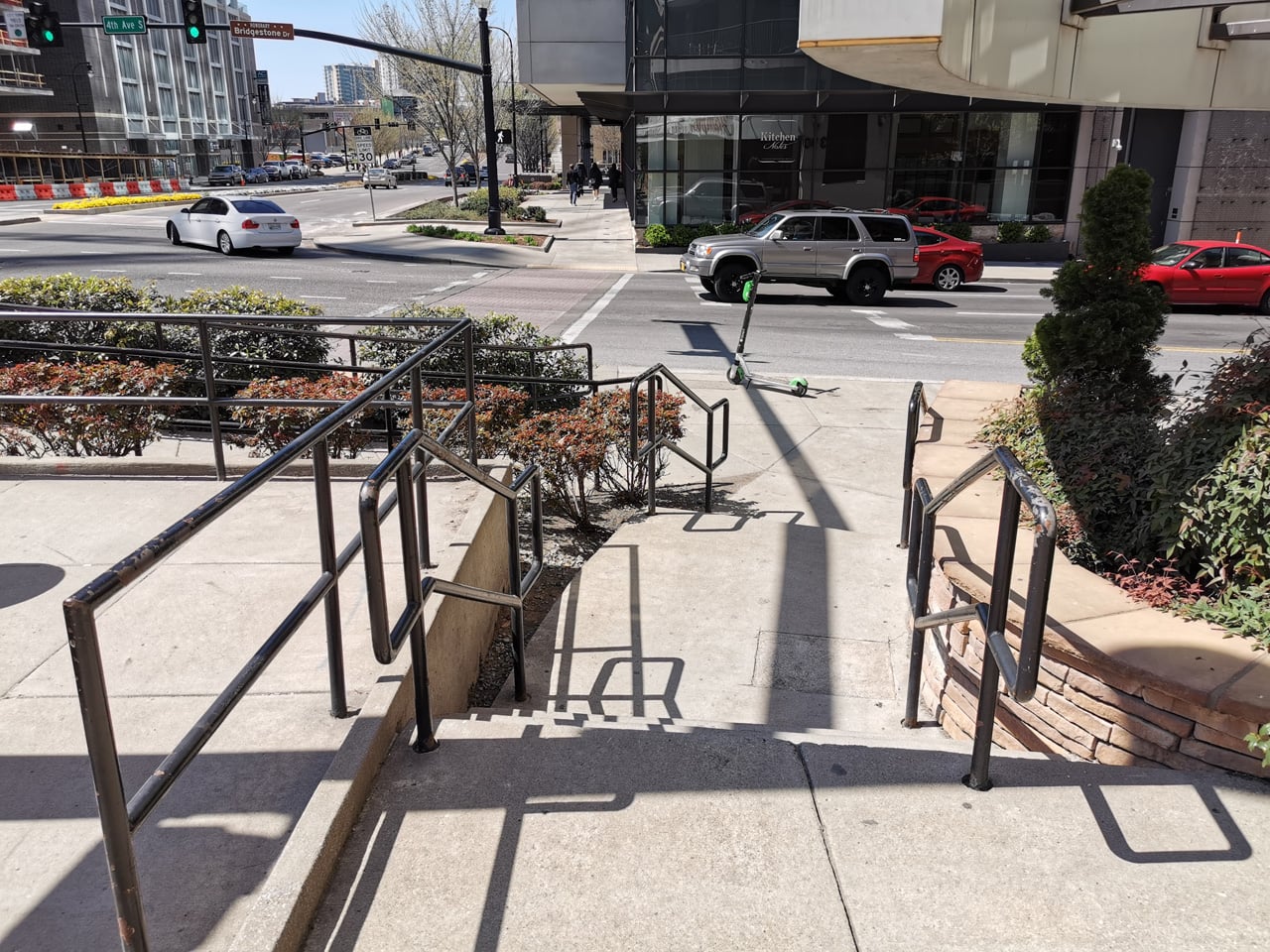 „Boom“ se sdílenými elektrickými koloběžkami v USA