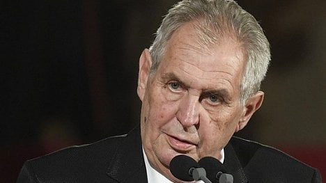 Náhledový obrázek - Zeman: Fajt předložil nepravdy, Ošťádal trpí morální degradací