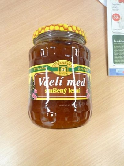 Med obsahoval enzym, které není autentický pro včely a v medu se nesmí nacházet. HMF vzniká při působení vyšších teplot během zpracování medu. Med nevyhověl při senzorickém hodnocení chuti. Výrobce: MORAVIAPRODUKT, Lednice