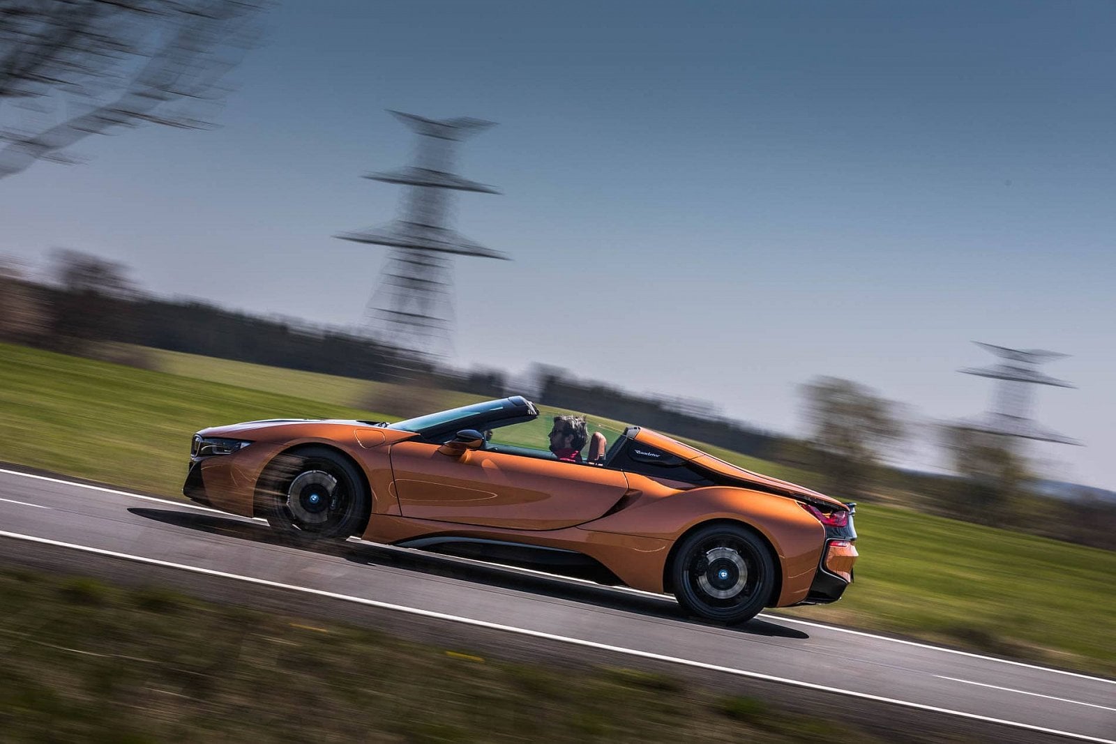 2020-06-bmw-i8-roadster-36.jpg