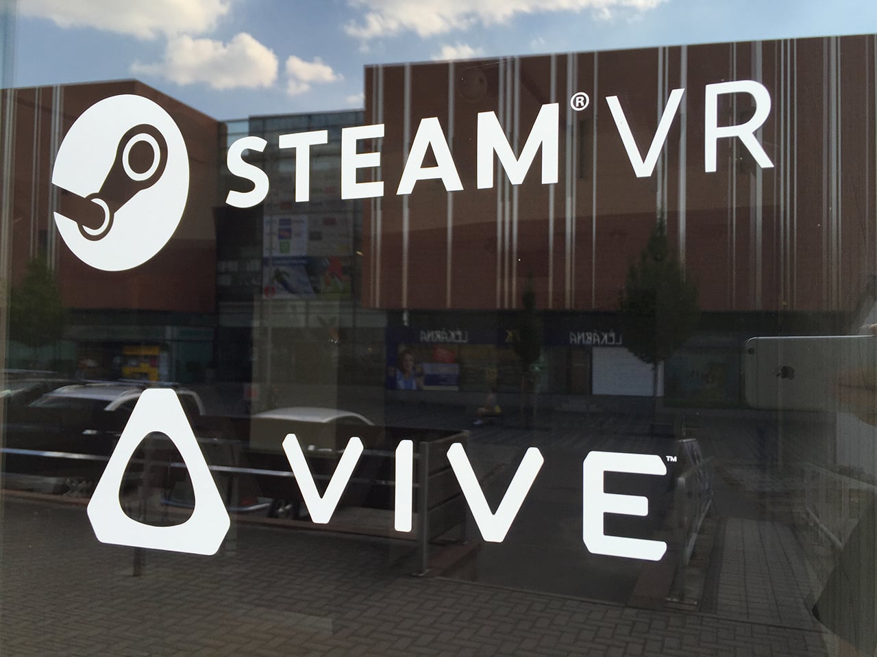 Holodeck, herna s virtuální realitou v Hradci Králové