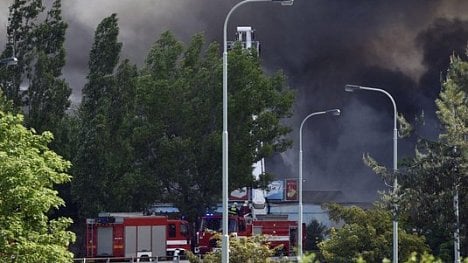 Náhledový obrázek - Požár haly Hostivaři způsobil škodu za 45 milionů