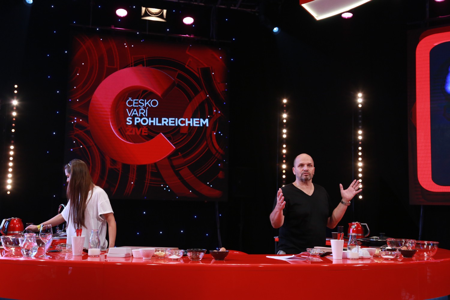 Česko vaří s Pohlreichem živě