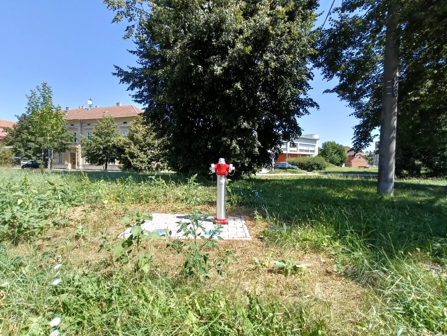 Ultraširokoúhlý 8Mpx fotoaparát