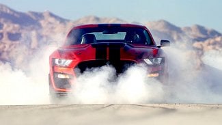 Náhledový obrázek - Shelby GT500: Historicky nejsilnější Ford určený do běžného provozu má přes 700 koní