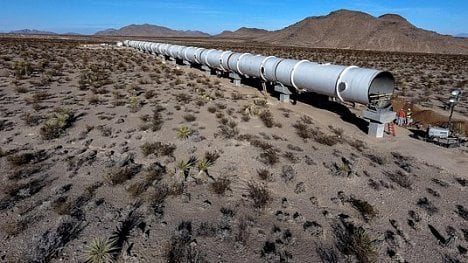 Náhledový obrázek - Hyperloop One odhalil testovací dráhu v Nevadě. Vyzkouší ji už brzy